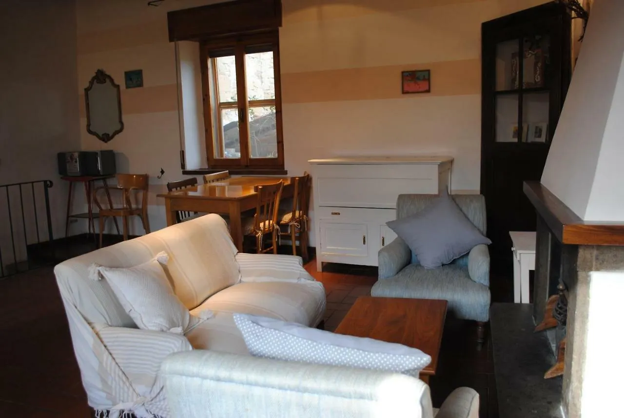 Alchimia Apartment Pitigliano 0*,