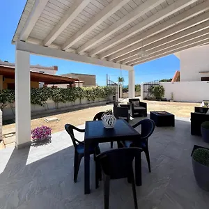 https://casa-vacanza-lido-fiori-beach.sicilyhotelsitaly.net